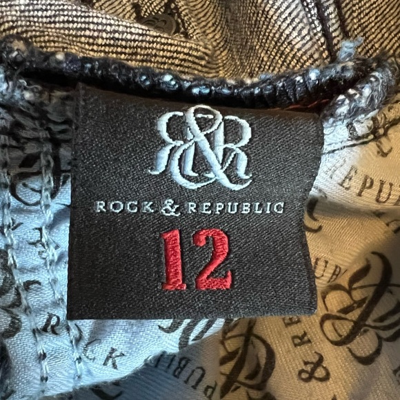 Rock & Republic size 12 mid rise bootcut Kasandra Jeans with button pockets - Picture 7 of 8